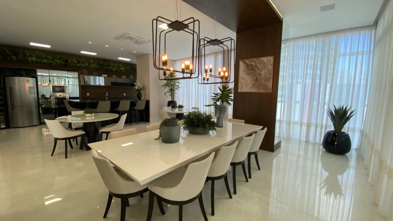 Imagem Apartamento com 4 Quartos à Venda, 200 m² em Meia Praia - Itapema