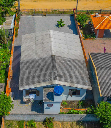 Imagem Casa com 2 Quartos à Venda, 108 m² em Zona Sul - Balneário Rincão