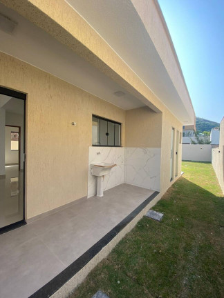 Imagem Casa com 3 Quartos à Venda,  em Cajueiros - Maricá