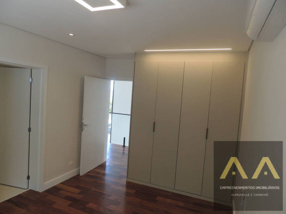 Imagem Casa com 3 Quartos à Venda, 346 m² em Alphaville - Santana De Parnaíba Imagem Casa com 3 Quartos à Venda, 346 m² em Alphaville - Santana De Parnaíba