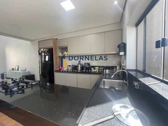 Imagem Casa com 3 Quartos à Venda, 250 m² em Setor Habitacional Arniqueira (águas Claras) - Brasília Imagem Casa com 3 Quartos à Venda, 250 m² em Setor Habitacional Arniqueira (águas Claras) - Brasília