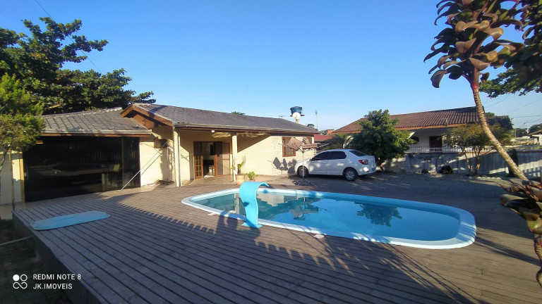 Casa com 3 Quartos à Venda, 120 m² em Balneário Santa Clara - Itapoá