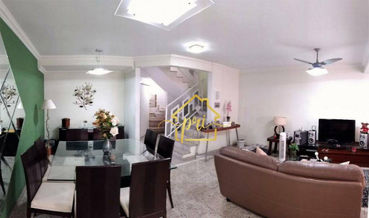 Imagem Casa com 4 Quartos à Venda, 300 m² em Embaré - Santos Imagem Casa com 4 Quartos à Venda, 300 m² em Embaré - Santos