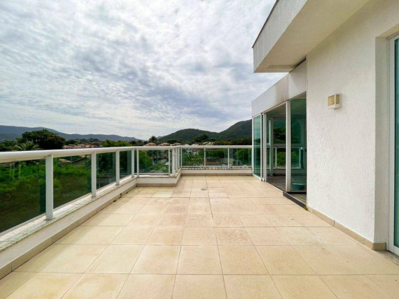 Cobertura com 3 Quartos à Venda, 200 m² em Itaipu - Niterói