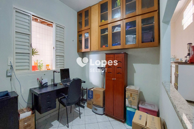 Imagem Casa com 3 Quartos à Venda, 250 m² em João Xxiii - Vinhedo Imagem Casa com 3 Quartos à Venda, 250 m² em João Xxiii - Vinhedo