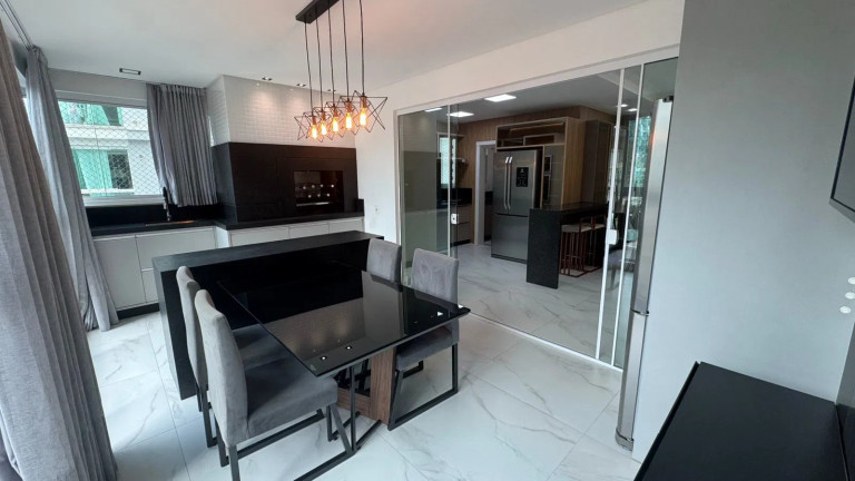 Imagem Apartamento com 4 Quartos à Venda, 162 m² em Meia Praia - Itapema