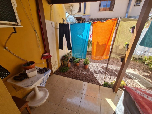 Imagem Casa de Condomínio com 2 Quartos à Venda, 72 m² em Hípica - Porto Alegre