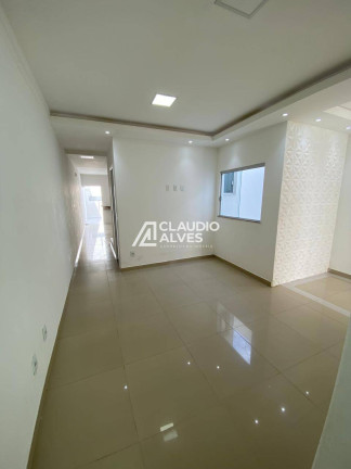 Imagem Casa com 3 Quartos à Venda, 165 m² em Mangabeira - Feira De Santana