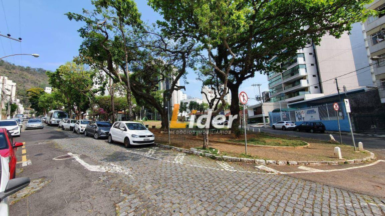 Imagem Casa com 4 Quartos para Alugar, 174 m² em Centro - Juiz De Fora Imagem Casa com 4 Quartos para Alugar, 174 m² em Centro - Juiz De Fora