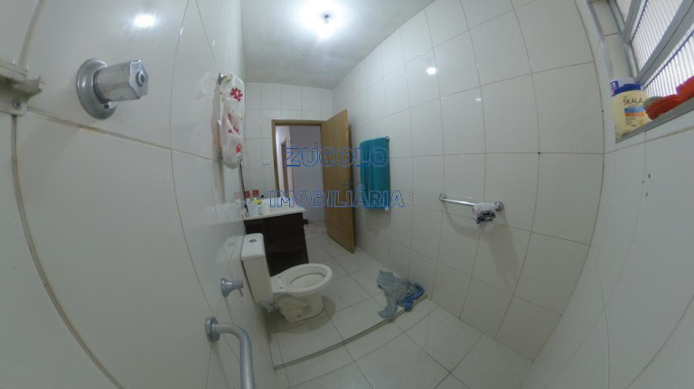 Imagem Casa com 4 Quartos à Venda, 200 m² Imagem Casa com 4 Quartos à Venda, 200 m²