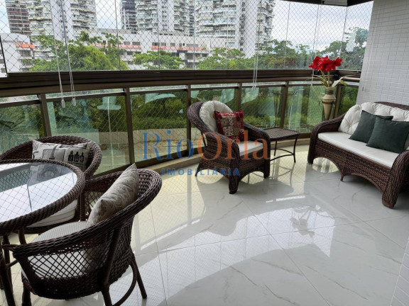 Imagem Apartamento com 4 Quartos à Venda, 140 m² em Barra Da Tijuca - Rio De Janeiro