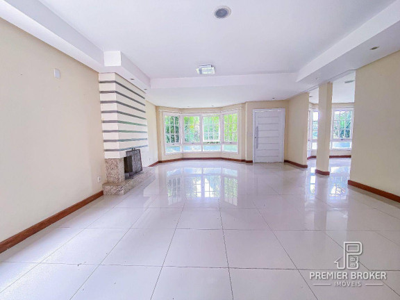 Imagem Casa com 4 Quartos à Venda, 341 m² em Várzea - Teresópolis Imagem Casa com 4 Quartos à Venda, 341 m² em Várzea - Teresópolis