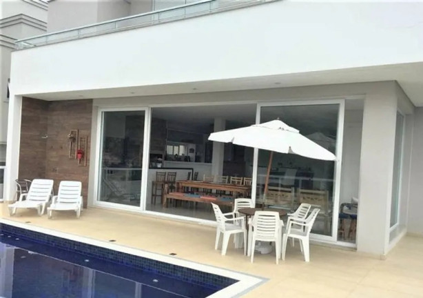 Imagem Casa de Condomínio com 4 Quartos à Venda, 530 m² em Córrego Grande - Florianópolis