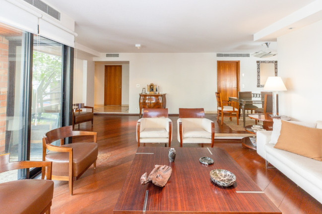 Imagem Apartamento com 3 Quartos à Venda, 219 m² em Moema - São Paulo