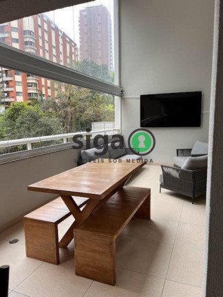 Apartamento com 3 Quartos à Venda, 240 m² em Morumbi - São Paulo