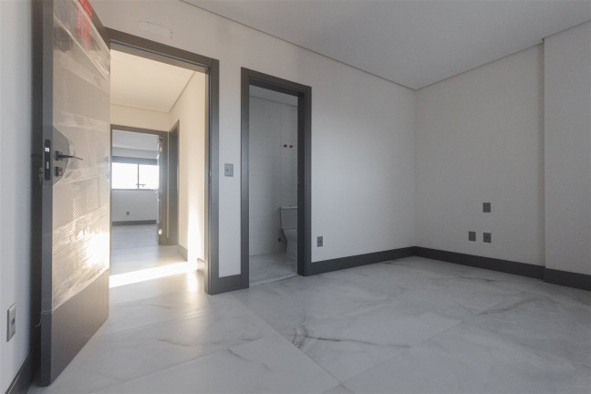 Imagem Apartamento com 3 Quartos à Venda, 130 m² em Centro - Balneário Camboriú Imagem Apartamento com 3 Quartos à Venda, 130 m² em Centro - Balneário Camboriú