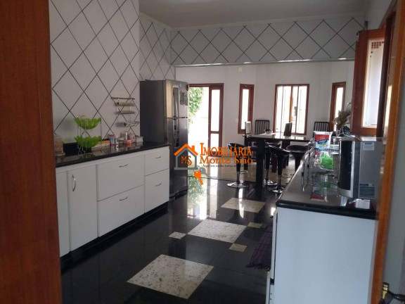 Imagem Sobrado com 3 Quartos à Venda, 305 m² em Jardim Santa Clara - Guarulhos Imagem Sobrado com 3 Quartos à Venda, 305 m² em Jardim Santa Clara - Guarulhos