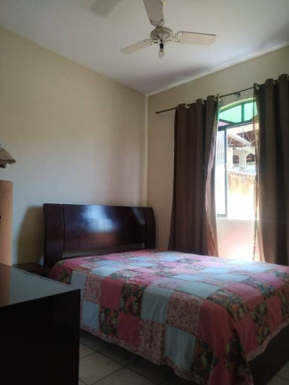 Imagem Casa com 3 Quartos à Venda, 449 m²