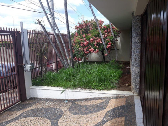 Imagem Casa com 3 Quartos à Venda, 250 m² em Jardim Faculdade - Itu Imagem Casa com 3 Quartos à Venda, 250 m² em Jardim Faculdade - Itu