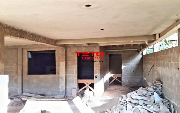 Imagem Casa com 4 Quartos à Venda, 360 m² em São Lourenço - São Lourenço