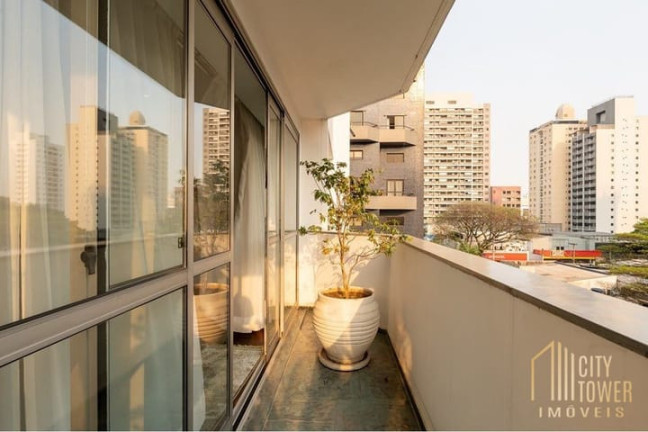 Apartamento com 5 Quartos à Venda, 287 m² em Moema - São Paulo