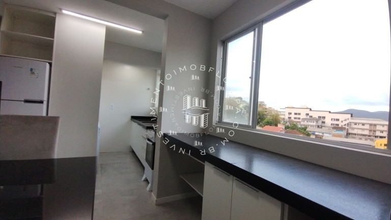 Imagem Apartamento com 2 Quartos à Venda, 63 m² em Pantanal - Florianópolis