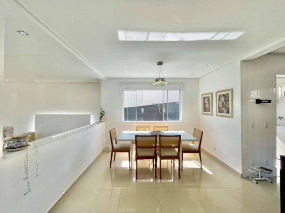 Imagem Casa com 3 Quartos à Venda, 301 m² em Pitas - Cotia Imagem Casa com 3 Quartos à Venda, 301 m² em Pitas - Cotia