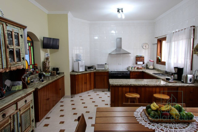 Imagem Casa com 3 Quartos à Venda, 401 m² em Vila Petrópolis - Atibaia