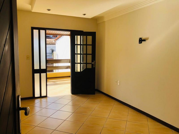 Imagem Casa com 5 Quartos à Venda, 200 m² em Inocoop - Camaçari
