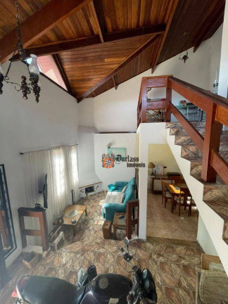 Imagem Sobrado com 3 Quartos à Venda, 178 m² em Estância Balneária Belmira Novaes - Peruíbe Imagem Sobrado com 3 Quartos à Venda, 178 m² em Estância Balneária Belmira Novaes - Peruíbe