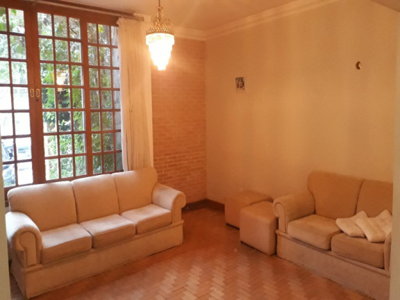 Casa com 3 Quartos à Venda, 300 m² em Mirandópolis - São Paulo