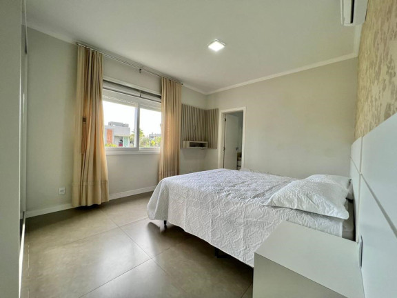 Imagem Casa de Condomínio com 4 Quartos à Venda, 211 m² em Xangrila - Xangri-lá Imagem Casa de Condomínio com 4 Quartos à Venda, 211 m² em Xangrila - Xangri-lá