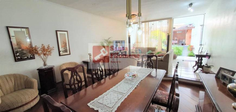 Imagem Sobrado com 3 Quartos à Venda, 200 m² em Vila Valparaíso - Santo André