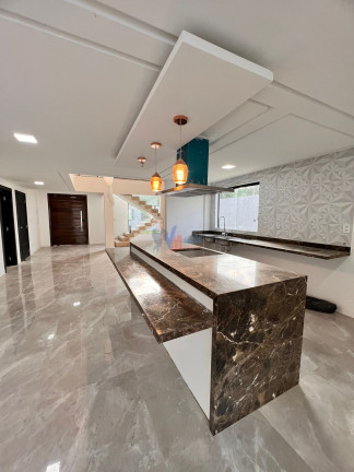 Imagem Casa com 4 Quartos à Venda, 289 m² em Ponta Negra - Manaus
