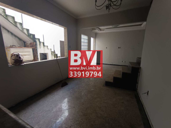 Imagem Casa com 2 Quartos à Venda, 150 m² em Vila Da Penha - Rio De Janeiro Imagem Casa com 2 Quartos à Venda, 150 m² em Vila Da Penha - Rio De Janeiro
