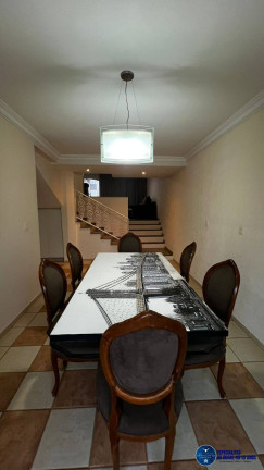 Imagem Casa de Condomínio com 5 Quartos à Venda, 422 m² em Jardins Madri - Goiânia