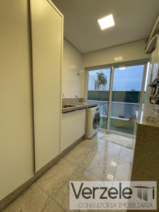 Imagem Casa com 4 Quartos à Venda, 445 m² em Praia Brava - Itajaí