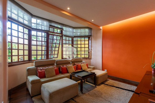Imagem Casa com 4 Quartos à Venda, 440 m² em Jardim Prudência - São Paulo