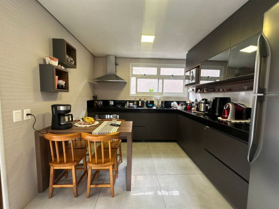 Imagem Casa com 3 Quartos à Venda, 360 m² em Cabral - Contagem Imagem Casa com 3 Quartos à Venda, 360 m² em Cabral - Contagem