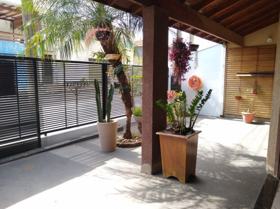 Imagem Casa com 3 Quartos à Venda, 80 m² em Jardim Castro - Jacarezinho