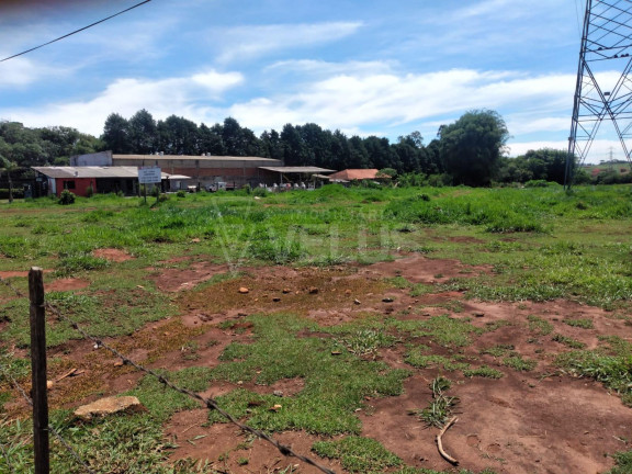 Imagem Terreno à Venda, 13.000 m² em Vila Camarão - Itapetininga Imagem Terreno à Venda, 13.000 m² em Vila Camarão - Itapetininga