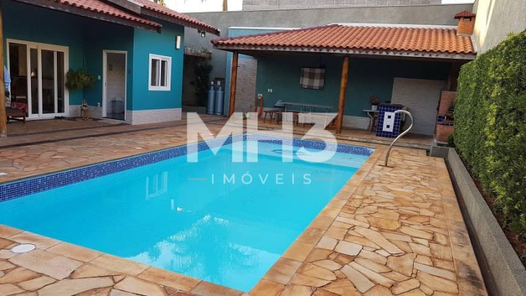 Casa com 3 Quartos à Venda, 310 m² em Jardim Planalto - Paulínia