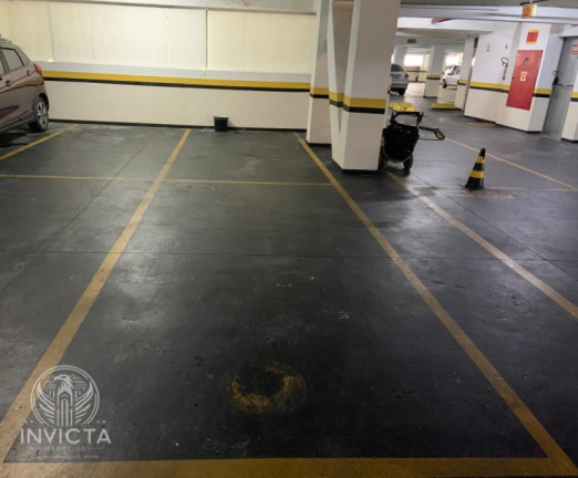 Imagem Cobertura com 4 Quartos à Venda, 255 m² em Centro - Balneário Camboriú