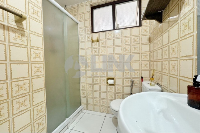 Imagem Apartamento com 2 Quartos à Venda, 74 m² em Jardim Botânico - Porto Alegre