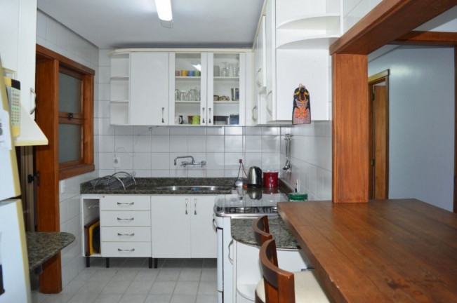 Imagem Imóvel com 3 Quartos à Venda, 98 m² em Cristal - Porto Alegre Imagem Imóvel com 3 Quartos à Venda, 98 m² em Cristal - Porto Alegre