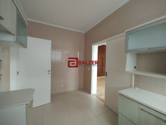 Imagem Apartamento com 4 Quartos à Venda, 199 m² em Centro - Florianópolis Imagem Apartamento com 4 Quartos à Venda, 199 m² em Centro - Florianópolis