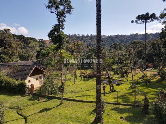 Imagem Casa com 3 Quartos à Venda, 400 m² em Região De Descansópolis - Campos Do Jordão Imagem Casa com 3 Quartos à Venda, 400 m² em Região De Descansópolis - Campos Do Jordão