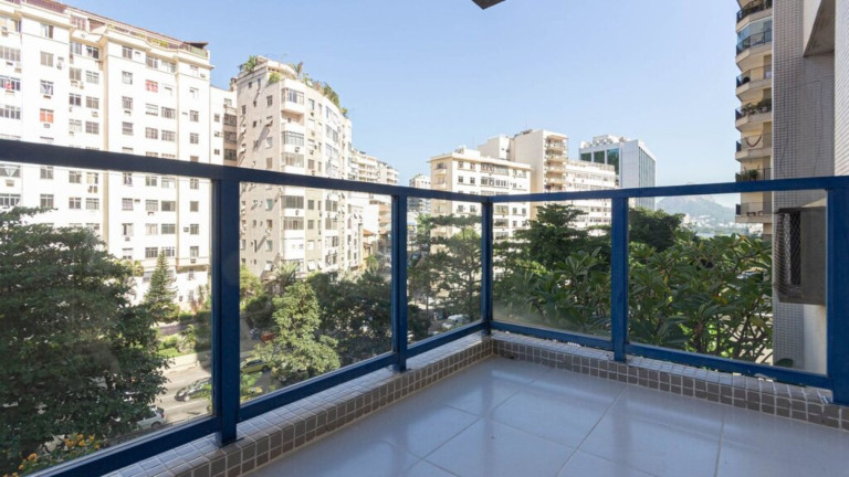Imagem Imóvel com 1 Quarto à Venda, 53 m² em Humaitá - Rio De Janeiro