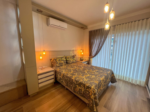 Imagem Casa com 3 Quartos à Venda, 247 m² em Pedra Branca - Palhoça Imagem Casa com 3 Quartos à Venda, 247 m² em Pedra Branca - Palhoça