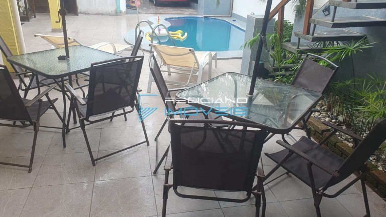 Imagem Imóvel com 7 Quartos à Venda, 260 m² em Melvi - Praia Grande